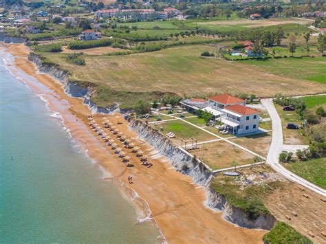 chloe apartments kefalonia|Accommodation .